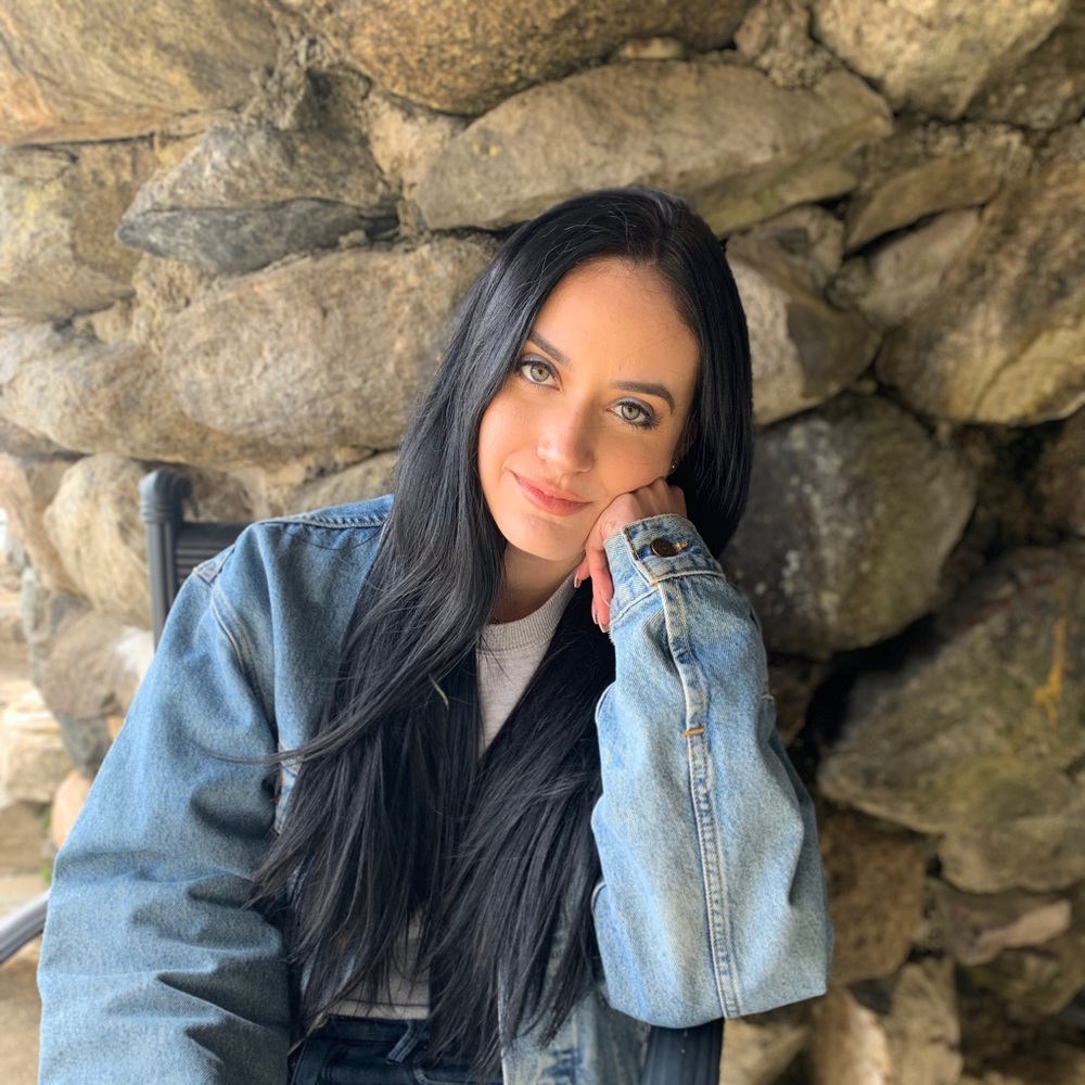 Meet your Posher, Kaleigh